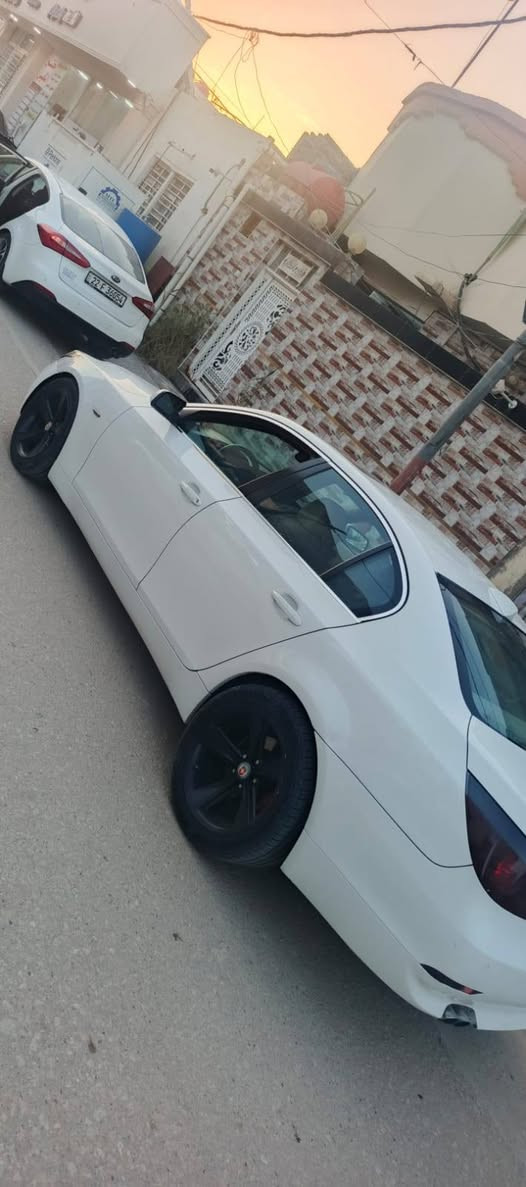 بيأم دبليو 2007 ميماتي 523
خليجي مكفوله ماعدا بنيد صبغ للجماليه
فول مواصفات
بصمه فتحه +تحكمات ستيرن
لايت زنون +قطعتين تبريد ثلج
ويل وتاير رياضي
محرك 6سلندر مكفول كير ومكينه
رقم بغداد الجديد /تحويل ثاني يوم
المكان الديوانيه
السعر (135) وبيه مجال 
***********
