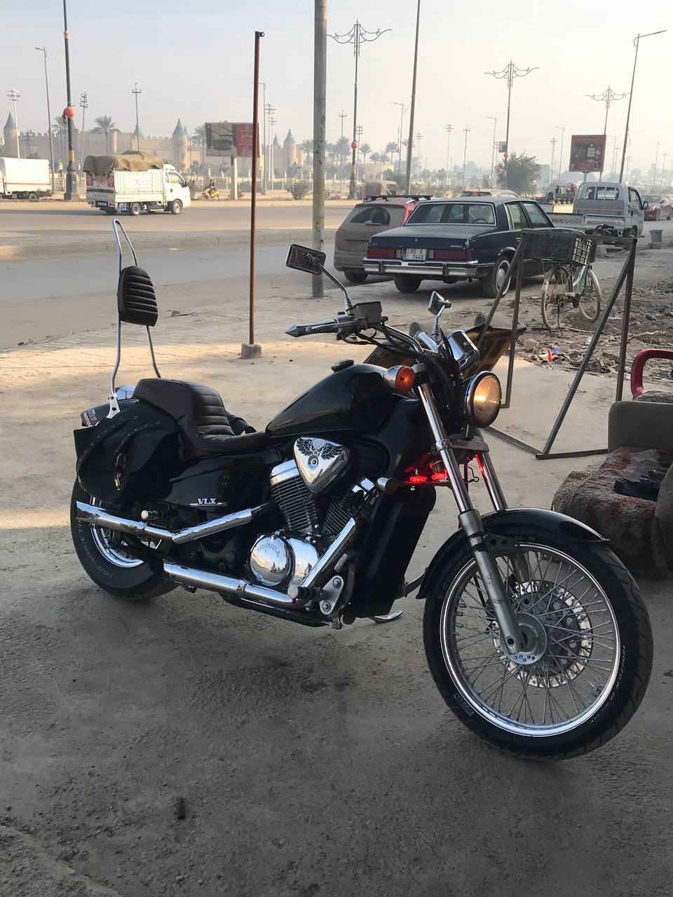 الي يدور #نضيف وكامل هوندا ستيد 400cc
 رقم صلاح الدين تتحول باي محافضة مشروع وطني  دراجه  جديده جديده وكلشي شغال مكينه عل وضع الشركه شــٓرط
دهن جديد بلكات جدد مي زيتي ادامه كامله صارت عليها تاخذها ماتصرف عليها ربع 
ميحتاج اشرح لدراجه #كفالة عامة
السعر 15 ونص
*********** ديالى بعقوبة
