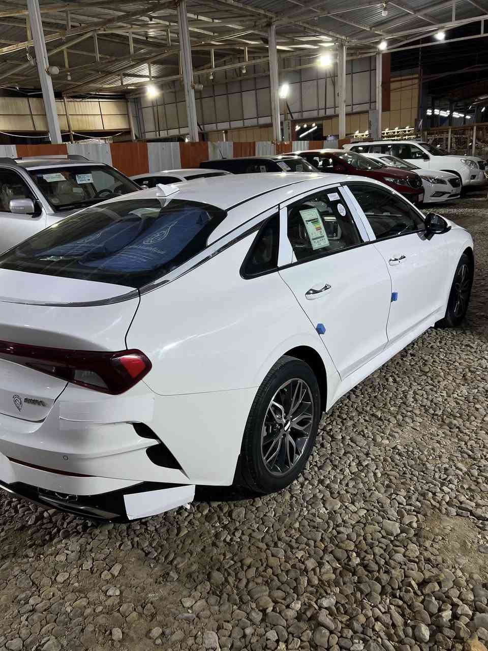 يالله 
سلام عليكم 
كي فايف 2023 
خليجي رقم اربيل 
بصمه شاشه كاربلاي 
بيه بارد بل جاملغ جهة السايق شويه تقريبا ربع 
مكاني ناصريه مركز 
السعر 220 مجال قليل 
***********
بيع فقط
