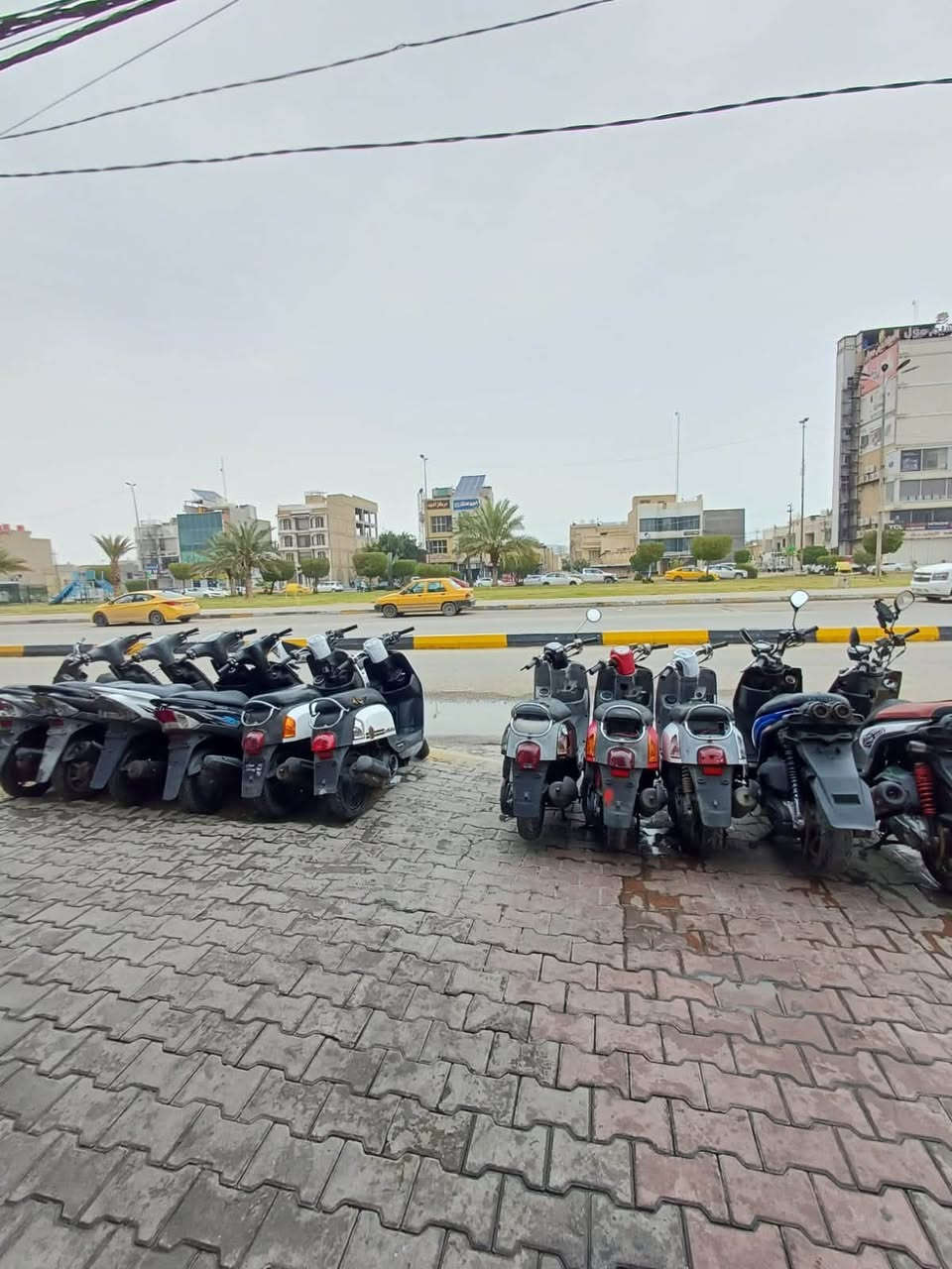 يعلن معرض محمد عن وصول
بوليسي رمبة كابريتر 
بوليسي نوزل 
ماكس عدله 
بطة تك 
بطة دبل 
يوماها بيكم 
منغولي سلة 
كفالة عامة ضمان مفتوح 
العنوان كربلاء 
حي رمضان 
مقابيل مول الإبراهيمي 
معرض محمد لدراجات 
***********
***********
