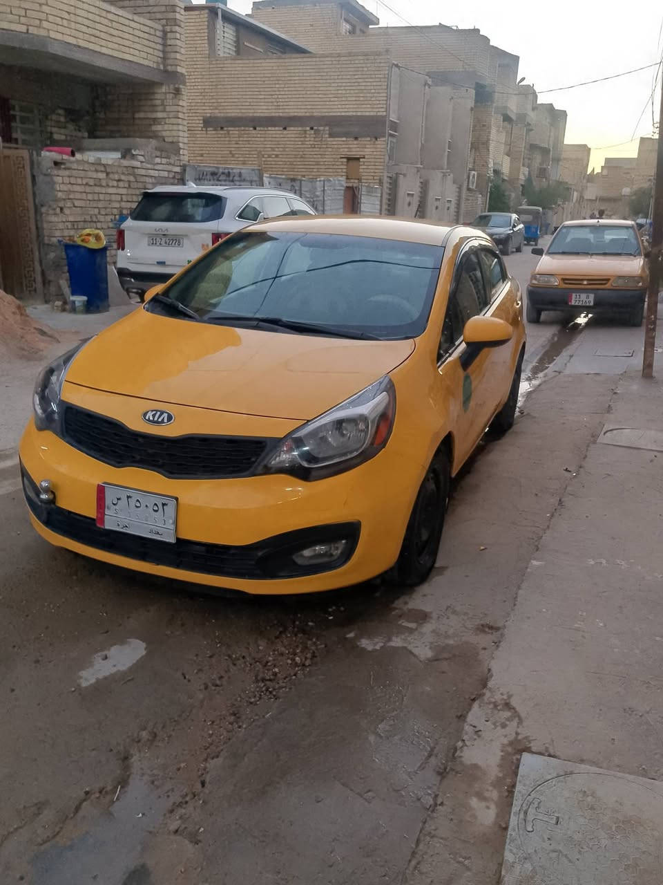 كيا ريو للبيع موديل 2015
ضربتها داخل العراق موضحه بالصور 
السعر 80 وبيها مجال 
الاستفسار ع الرقم *********** هذا الرقم بي واتساب 
ممتواجد ع فيس
