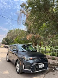 كيا صول S موديل 2023 فول عدا الفتحه  حجم المحرك 2000 دوش حادث كما موضح...