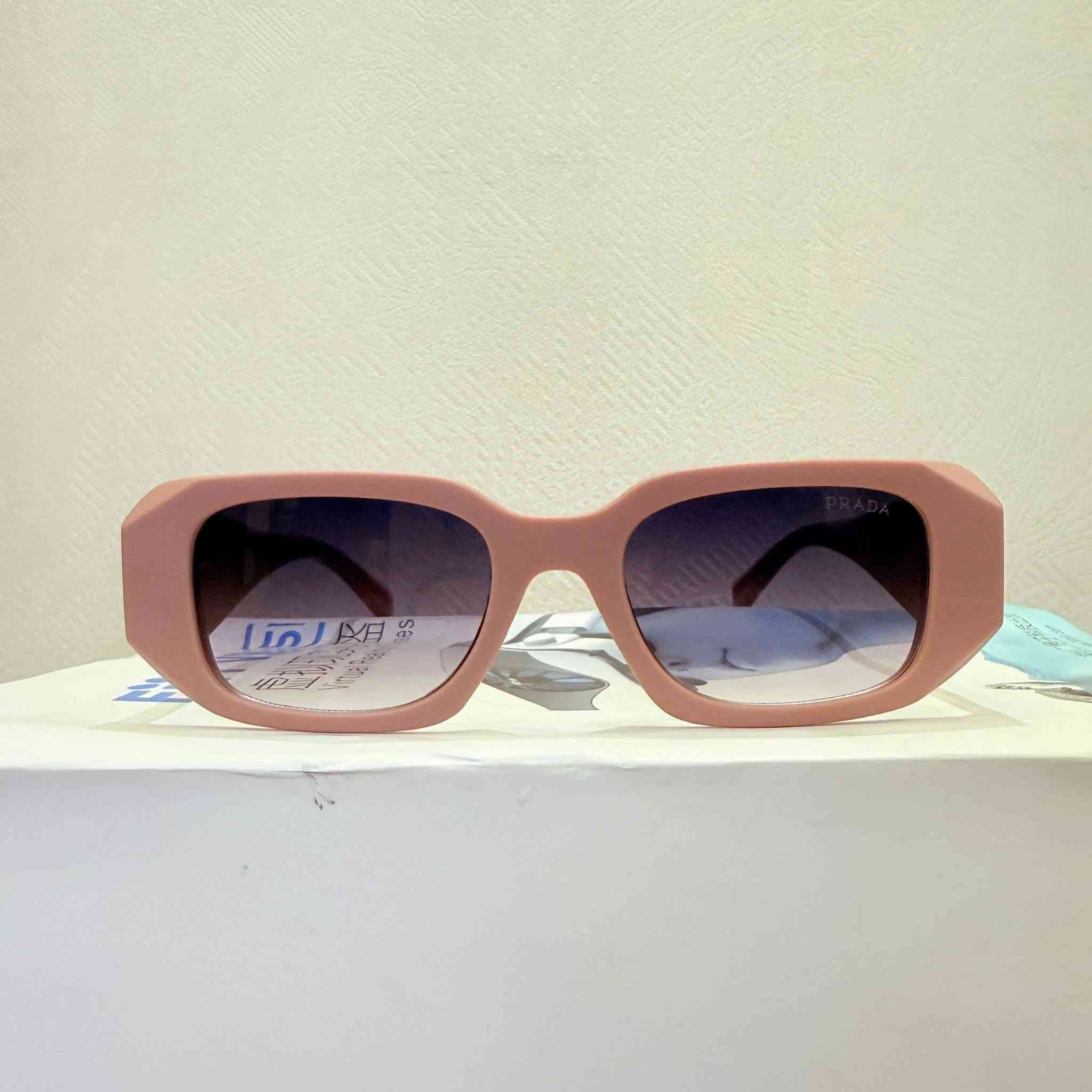 نظارات (PRADA) اصلييي اصليييي شرط وكاله أنطوني  بيه سعر زين وبالعافيه


**إذا كنت صاحب هذا الإعلان وتريد حذفه لأي سبب، رجاءا أرسل رسالة إلى الدعم الفني**