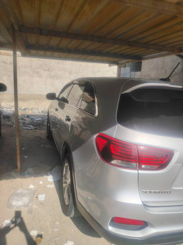 سورنتو 2020 وارد أمريكا رقم بصره باسمي ماشيه 71 ميل ٦ سلندر تبديل بنيد فقط ليبل واحد نص فول فور ويل شاشه دواره ٧ راكب *********** الزبير, البصرة
