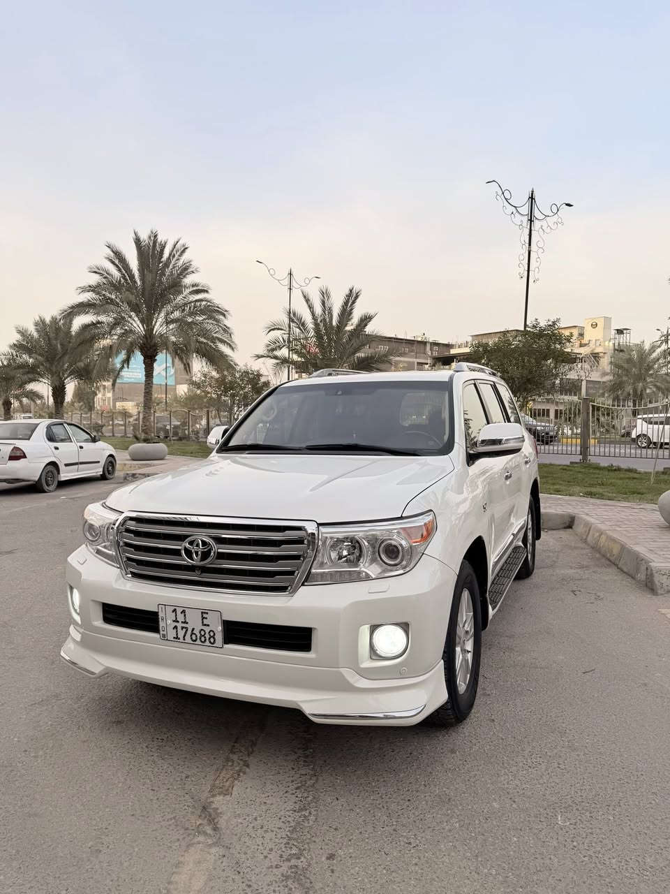 السلام عليكم لاندكورز 2015 VXR 5.7  ماشيه 124 الف فول مواصفات رقم الجديد بسمي مداور ثاني يوم 
السياره جاهزه من كل شي كير مكينه حداديه سياره حلوه او جاهزه. مكان السياره. كربلاء سعرها. اب 415 ورقه او بيها مجال يعني اربع شدات او 15 ورقه 

الاستفسار. ***********.
