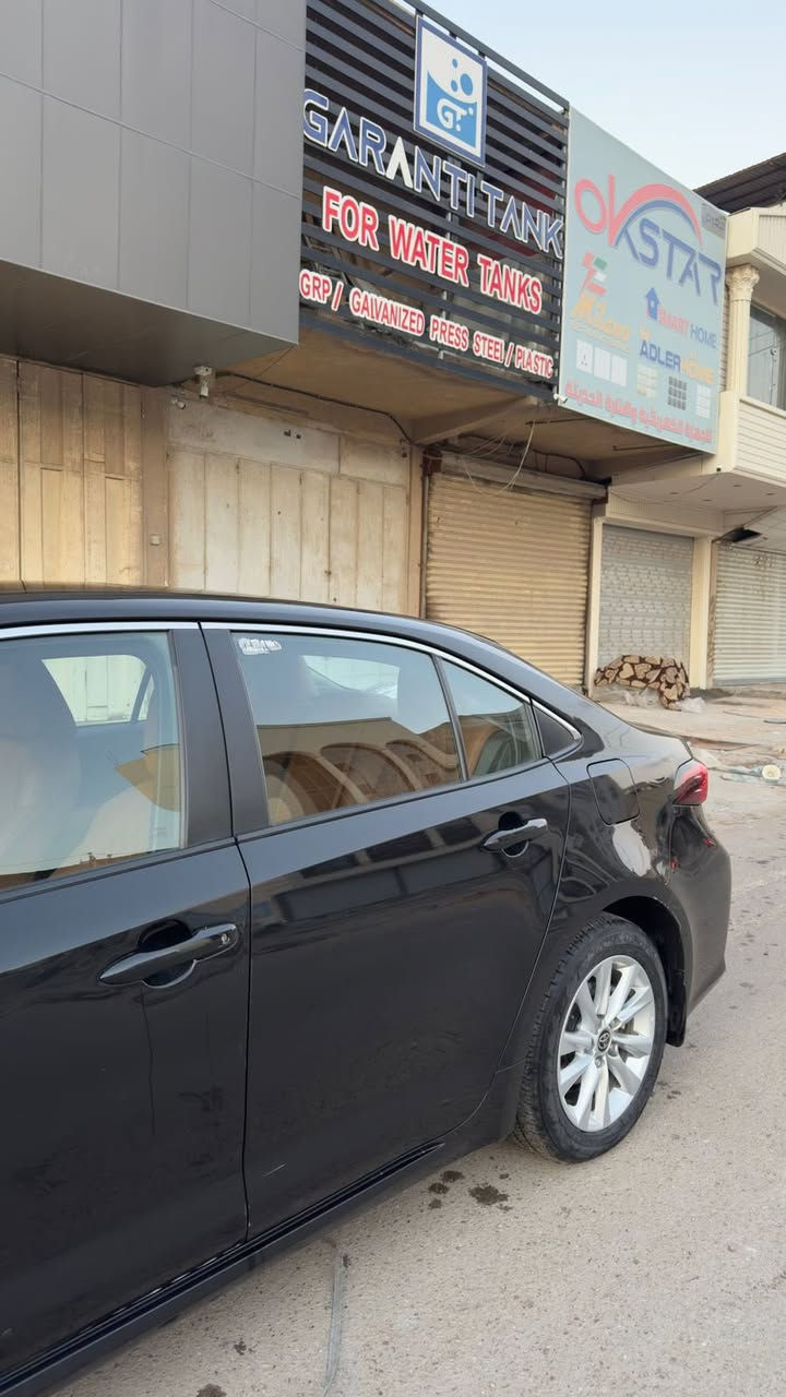 كورلا 2023 وكاله ساز ماشيه 40 الف كيلو جديده السياره مكفوله كفاله عامه عله وضع الشركه بانزين السعر 163 وبيها مجال بسيط الرقم***********
