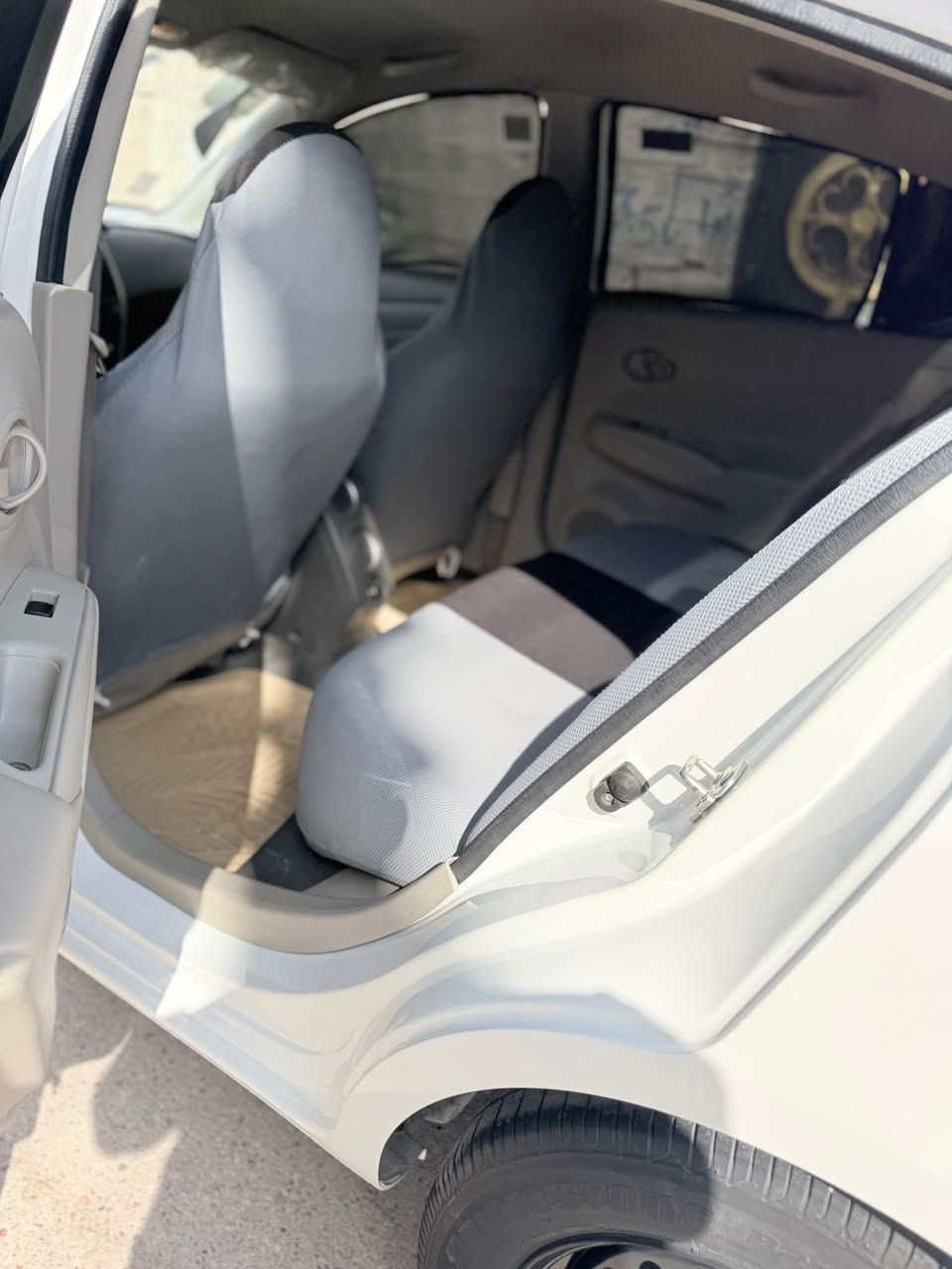 نيسان سني 2024 بيها بارد بس بلمدكر الي انا موضحلكم الي بصوره وشوي من بدايه البنيد كلش قليل السياره اقصاد يعني انتا مالك شغل بهلشي انقطاع مباشر كل شهر من راعيها السياره شماليه بعد الها سنه وتكمل اقصادها ويطونها سنويتها تريد وكاله تجيك من اربيل وره جم يوم واطلع بيها وين ماجان البصرة, العراق


**إذا كنت صاحب هذا الإعلان وتريد حذفه لأي سبب، رجاءا أرسل رسالة إلى الدعم الفني**