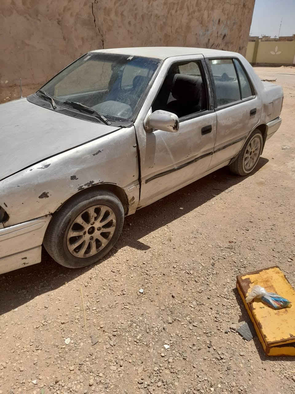 السلام عليكم هونداي اكسل موديل ٩٤ اوتماتيك مكينة تبخر ابيعلك كايمه بس تمشي سياره ناعمه وحلوه سنويه عظم اصليه بدون تحويل اتكفل سرقه وعشائر فقط السعر ٨ ورقات وبيهه مجال استفسار اتصل *********** اومراوس بسايبه او سمند بدون راعي عادي عنواني كربلاء

