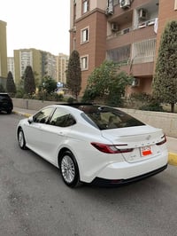 للبيع تويوتا كامري 2025. HEV. SAS هايبرد شركة ساس زيروو سقف بانورما  ض...