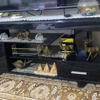 للبيع ميز بلازمه زجاجي اسود نضيف كلش ما بي اي ضرار صويره حي العسكري  0...
