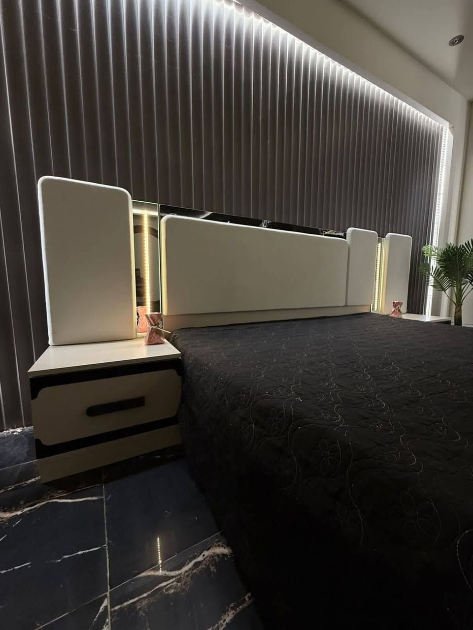 🌙✨ عروض رمضان من مرسين للأثاث التركي ✨🌙
بمناسبة الشهر الفضيل 🌙
دلّل بيتك بالفخامة التركية مع أقوى العروض 🔥
🛋️ غرفة نوم تركية – موديل فيروزا
📌 المواصفات:
✔ 10 قطع كاملة
✔ كنتور ملحق
✔ ضهر بلوك متين
✔ سرير مخزن (مساحة إضافية عملية)
✔ شغل درجة أولى – جودة تركية أصلية
💎 تصميم راقي يضيف لمسة فخامة لبيتك في رمضان
🚚 النقل متوفر داخل الموصل
🚛 خارج الموصل بأسعار رمزية
📞 للحجز والاستفسار:
☎ ***********
💬 نفس الرقم واتساب
📘 مرسين للأثاث التركي (فيسبوك)
🎵 مرسين للأثاث التركي (تيك توك)
✨ جهّز بيتك قبل العيد واستفد من عروض رمضان المميزة ✨
