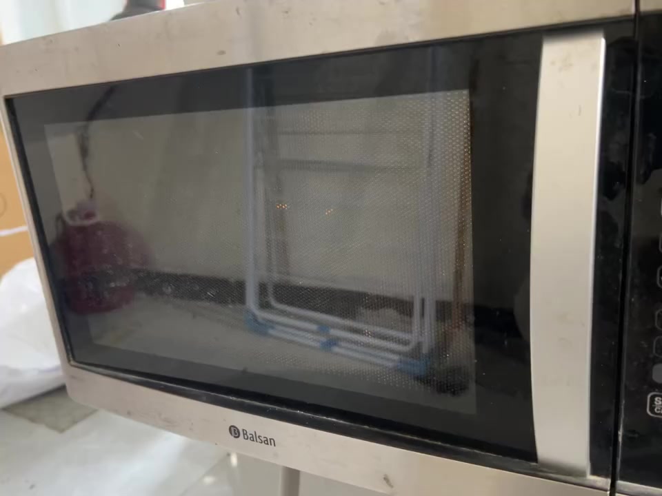 مايكرو بلسان حمي وشوي ستخدام قليل

عنوان الاعضميه شارع عمر

سعر 85 

***********
