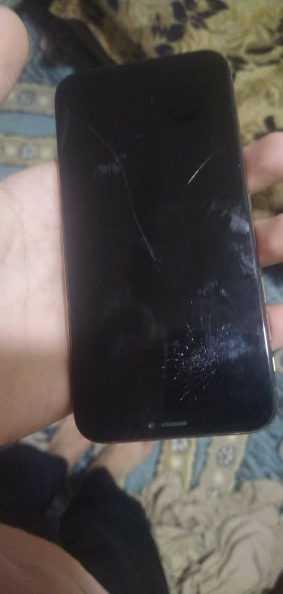 يا الله  نطيحه ايفون اكس اس للبيع مثل مموضح ابيع فحم  التلفون بي خللل احطه عشحن  يسحب بس ميشتغل فقططط ويرادلة ضهر والشاشه  مفطره   ابيعلك فحم سعرة 25 مكاني فلوجه


**إذا كنت صاحب هذا الإعلان وتريد حذفه لأي سبب، رجاءا أرسل رسالة إلى الدعم الفني**