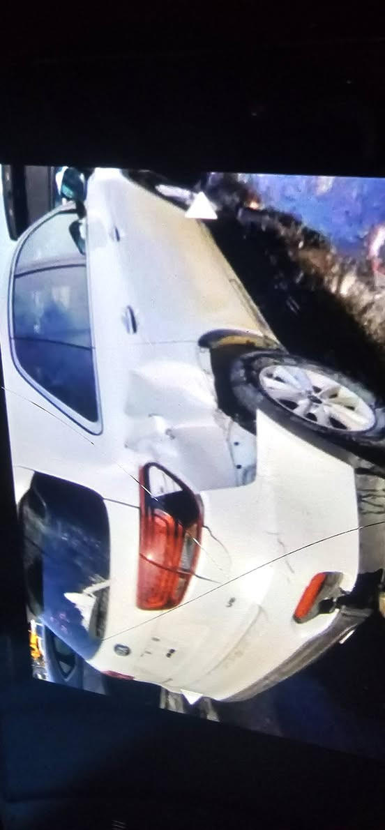 السلام عليكم
للبيع سورنتو موديل ٢٠٢٠ امريكي باسمي 

سياره حادث خفيف جدا صور حادث بلمنشور

مكينه ٦ سلندر 

ماشيه ٧٩

مكاني ديوانيه سعر ٢١٥

***********
