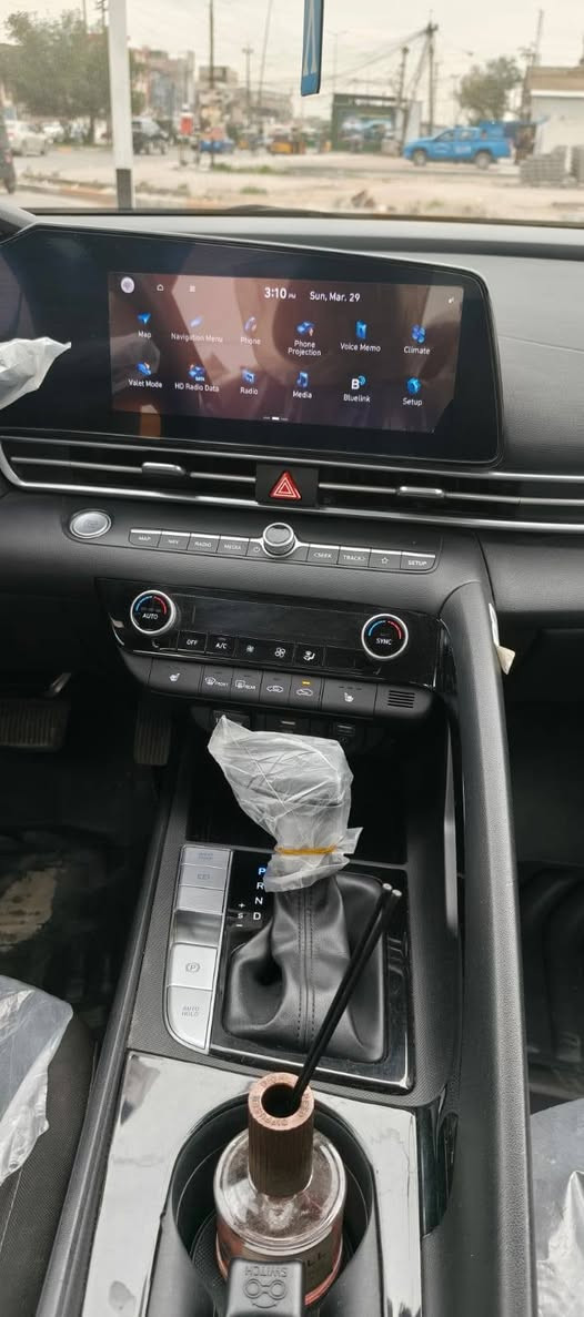 سلام عليكم 
النترا 2023
محرك 2000 دوش
السيارة ماشية 79الف 
بصمه

تشيغل عن بعد

اشارة ترحيب

جنطة ذكية

رادار 

نقطه عمياء

تثبيت سرعة 
سايد بريك بصمة 
تحديد مسار
هواي بيها بعد موصفات 

السيارة ليبل واحد 
حادثها بنيد وجاملغ معمرات نفسهن

السعر133 وبيه مجال 

ماكو هيج نضافة بهيج سعر بل سوك

مكاني بغداد حي اور قرب جامع الفردوس

***********
