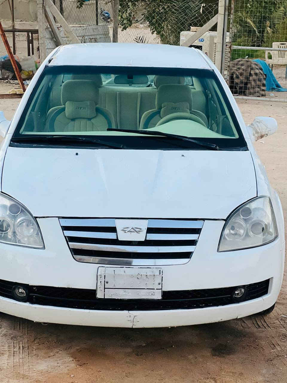 السلام عليكم سياره شيري اي 5موديل 2013 فول مواصفات مكفوله من كلشي مكينه وكير حداديه مكفول تخم تاير جديد كير اوتاماتيك للاستفسار اكثر اتصل *********** سعرها 50 وبيها مجال
