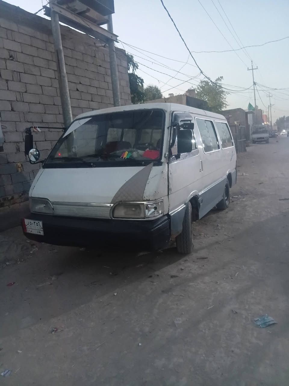 السلام عليكم سيارة بستة مديل ١٩٩٣ سيارة مكينة عل سحك اكسن جديد بس كيرها الثالث والبك يفلت كهربايات كلهة شغالة رقم بغداد سنوية لل ٢٩ بعدهي ما صاقطة سيارة ابلادية بيها اخياسات بل حجل فقط قطرت صبغ مباية السعر ٢٨ او بيها مجال للطيبين مكاني نجف الرقم *********** اتصل او بيك خير وادلال
