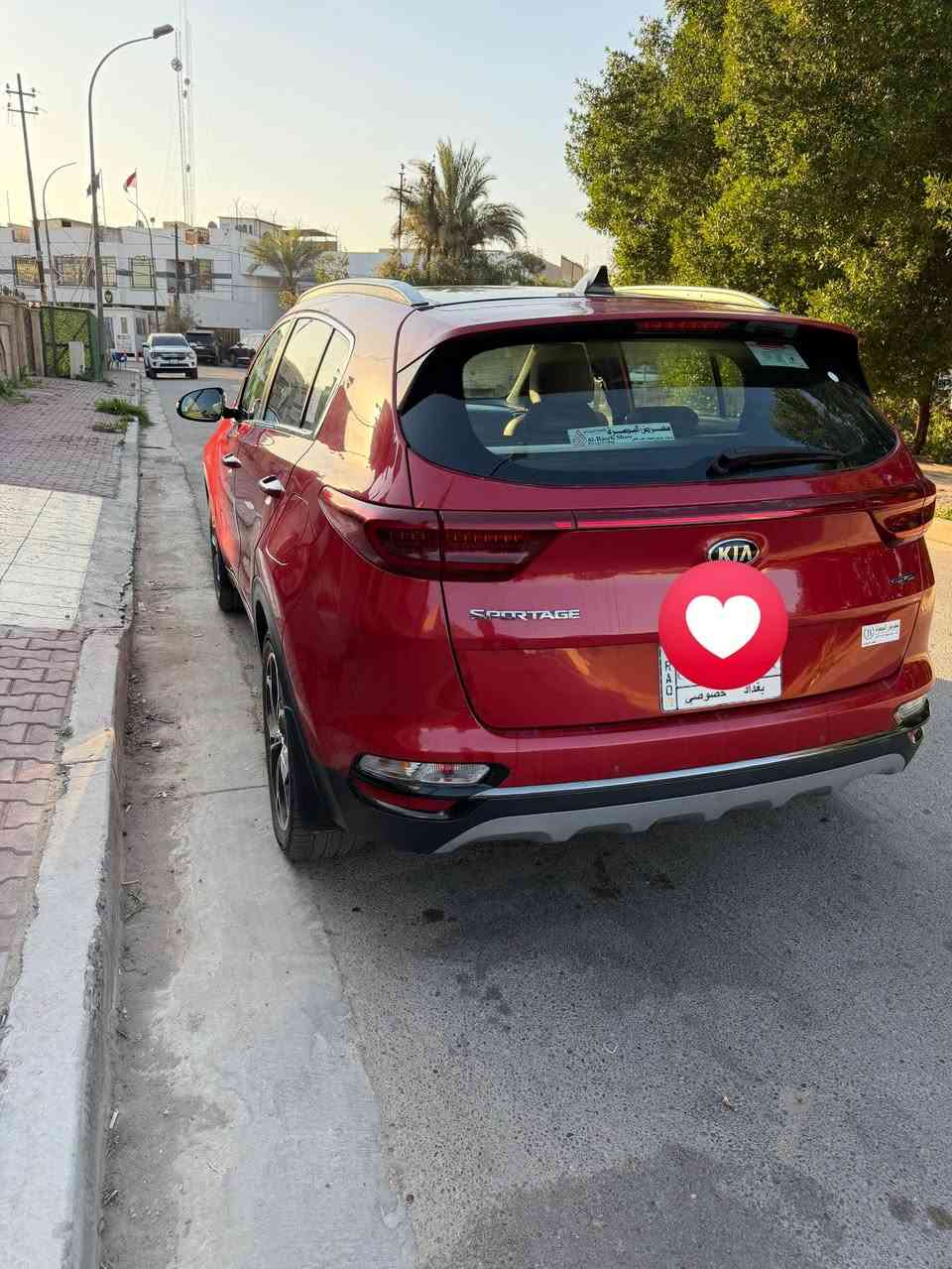 سلام عليكم كيا سبورتج موديل 2020 خليجي مكفوله من الصبغ والبارد ماشيه 72 الف مواصفات الجيتي معروفه فول السياره رقم بغداد بسمي السياره عنوان صالحيه ***********
