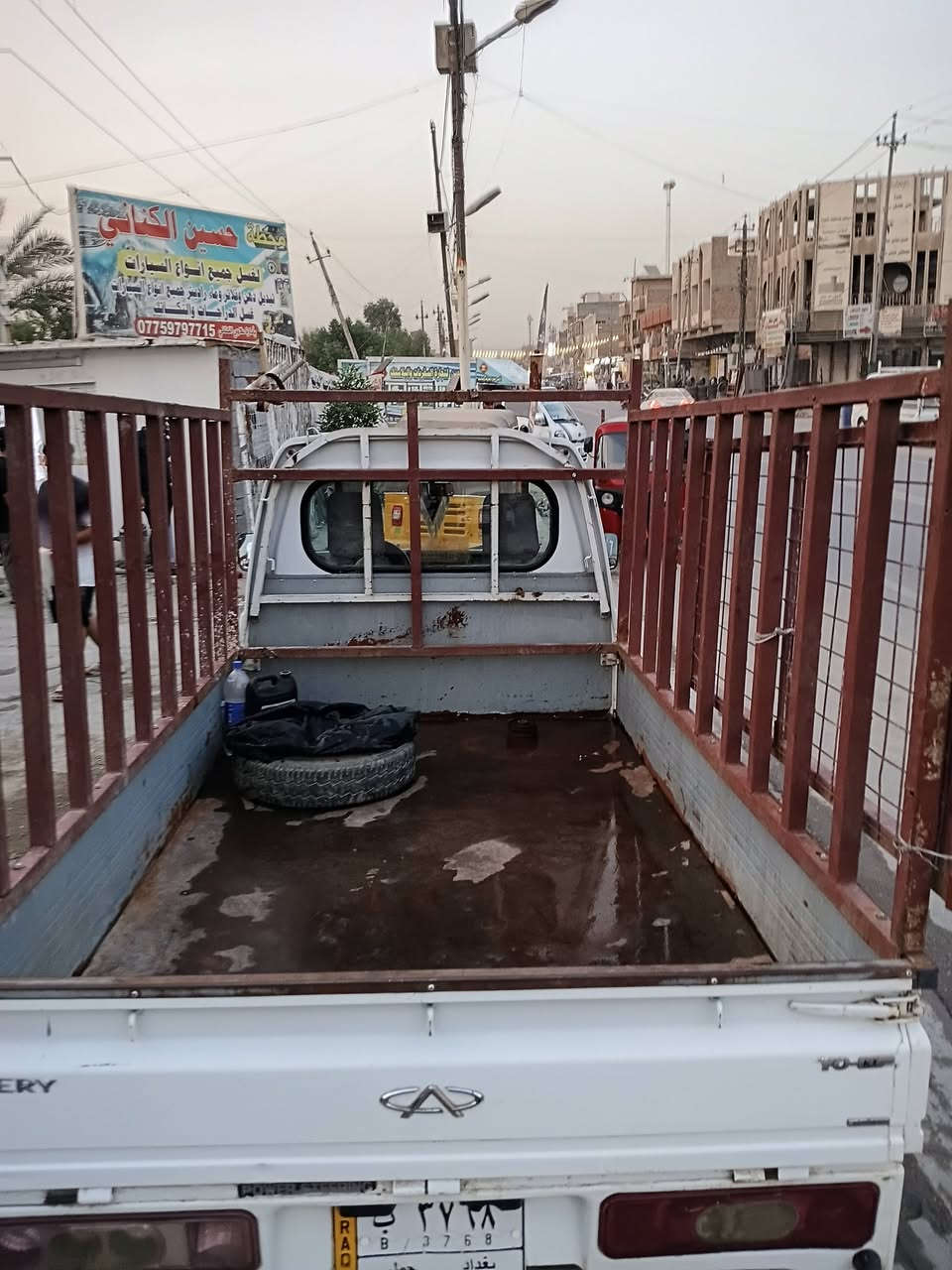 السلام عليكم شيري حمل ١طن موديل ٢٠١١ رقم بغداد للبيع السعر ٣٦ ورقة للإستفسار الاتصال ***********

