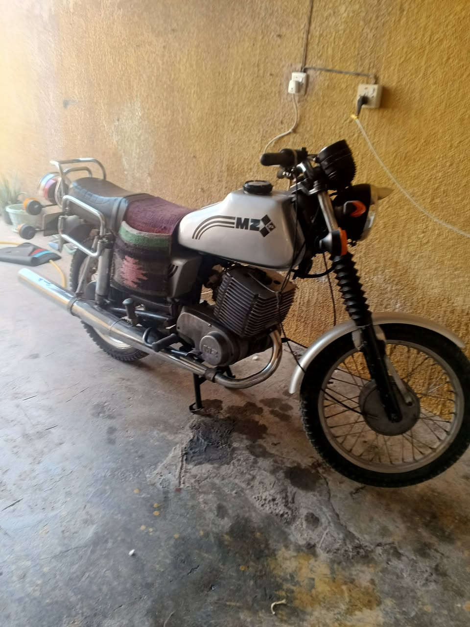 سلام عليكم ماطور امزد للبيع لشه بي شويه لحيم كصه 3ماطور جاهز مكان ديالى سعر 1800قفل مرخصت مدير الكروب بدون ***********
