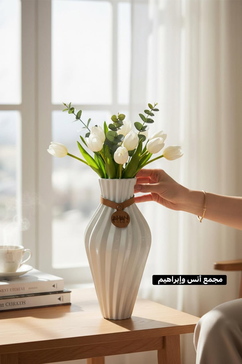 مزهرية مودرن أنيقة وجذابة بتصميم عصري مميز 🙈🙈
كل موديل متوفر بألوان تجننن أبيض و أسود وبيج ورصاصي ،، قياسين وسط 4000 وكبير  5000 ..
العنوان / الفلوجة مقابل باب الحديقة العامة ***********.
توصيل 🚚 جميع المحافظات العراقية ❤️😉.
