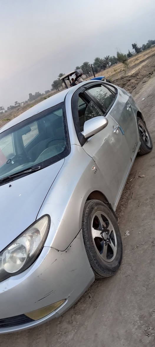 من رخصه المسؤلين عن الكروب للبيع افانتي ٢٠١٠ حزام السعر ٨٥ بيع و مراوس ***********
