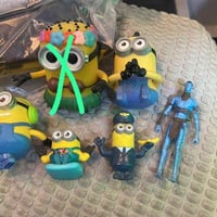 مجموعة مينيونز • مفرد متوفر • مينيون أزرق