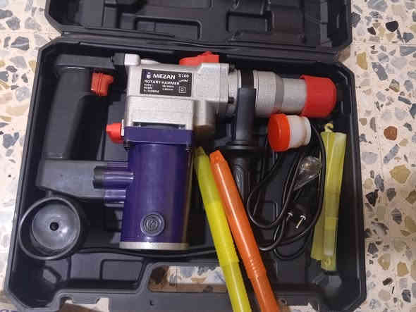 دريل همر ب55الف وتوصيل مجاني جديد ويا براين للأستفسار على خاص او على رقم ***********
