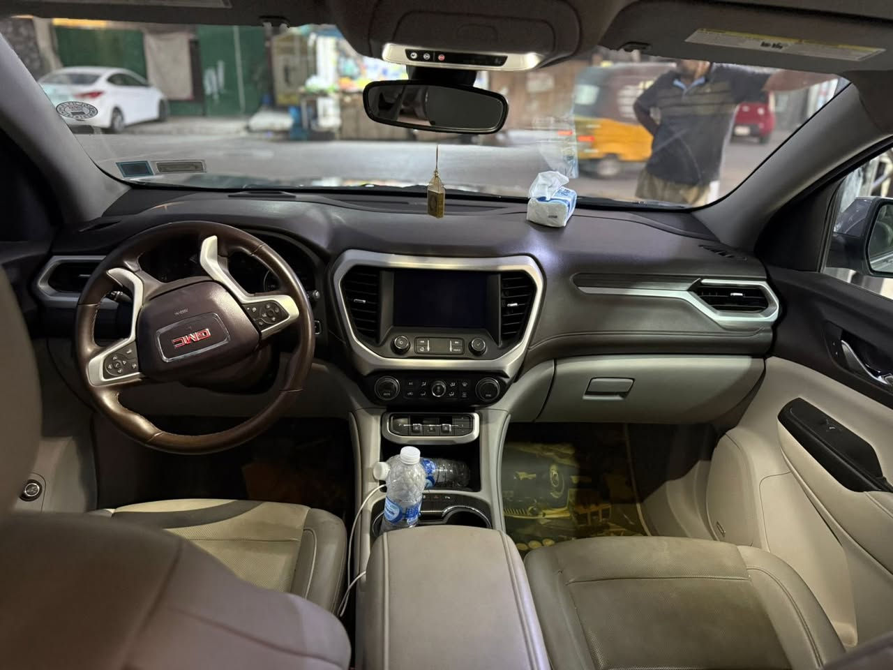 جي ام سي اكاديا 2023 SLT
رقم اربيل
فول مواصفات عدا الفتحة  

الحادث موضح بالصور

المواصفات :

‎٧ راكب - ٣ قطع تبريد - 
‏‎فور ويل(AWD) - كشنات جلد - تشغيل عن بعد

- نقاط عمياء - رادارات امامي خلفي جانبي - 

صندوق كهرباء ( ويفتح بالرجل ايضا )  - داتا شو - تدفئة تبريد كشنات - كشنات كهرباء

‎تحديد مسار - حساسات امامي وخلفي - اوتو ستوب - توقف ذاتي عند الاقتراب من السيارات - قفل تلقائي - مراية تعتيم ذاتي + اشاير  - سايد بريك بصمة - فول تحكمات ستيرن - اضاءة العالي اوتو - منظومة زنون بلادي -اربع وضعيات قياده    

‎وبعد بيها هواااي مواصفات

محرك ٢٠٠٠ توربو (اقتصادي وسريع)

ماشية 41 الف ميل
السعر : 230 

‏‎السيارة جديدة بمعنى الكلمة وبالواقع بعد احلى وجاهزة 

بدون اي نقص وكل التفاصيل مذكورة بالكامل 

مكاني بغداد

اي استفسار هذا رقمي 

*********** بي واتس اب
