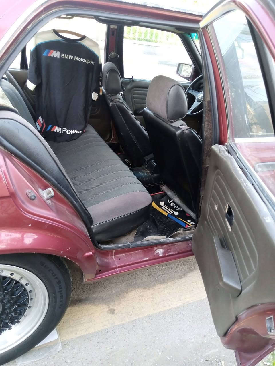 السلام عليكم bmw316اصل للبيع او مراوس
السياره جهازه وتخبل شلعه اشك الكاع شك كير مكينه كفاله 
السياره بيه نقوصات بسيطه السياره مكينه 6
عليه ويل BBSوتخم تاير جديد 
عليه اكزوز طرب فصله ترعد 
رقمه كركوك سنويه لل27شهر ال6
تريد تحويل تريد وكاله 
السياره قطره مال خياس مابيه 
السعر 35 
العنوان ديالى بعقوبه رقم ***********
