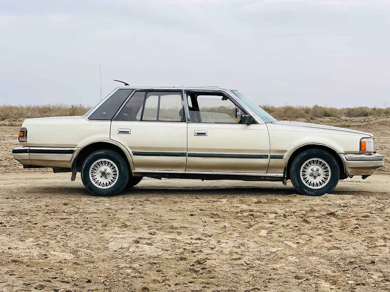 السلام عليكم
سوبر 85 للبيع رقم ذي قار انگليزي
 بأسم ابن عمي تريد وكاله تريد مداور مكفوله من الاصوليات والعيب الشرعي هزه جديده 
مكينه وگيراثنين ونص خير من الله مكفولات كهربائيات جاهزه السياره مال جناي السعر 37 وبيه مجال العنوان السماوه الدراجي 
***********
