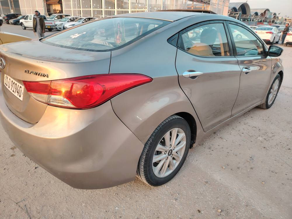 النترا مديل 2012 مكفوله  من صبغ والضربه ومكينه 1800 كير حداديه تبريد تدفئه جاهزات رقم بغداد انكليزي مداور مباشر مكاني النجف ناحيه العباسيه *********** السعر 103 النجف, العراق
