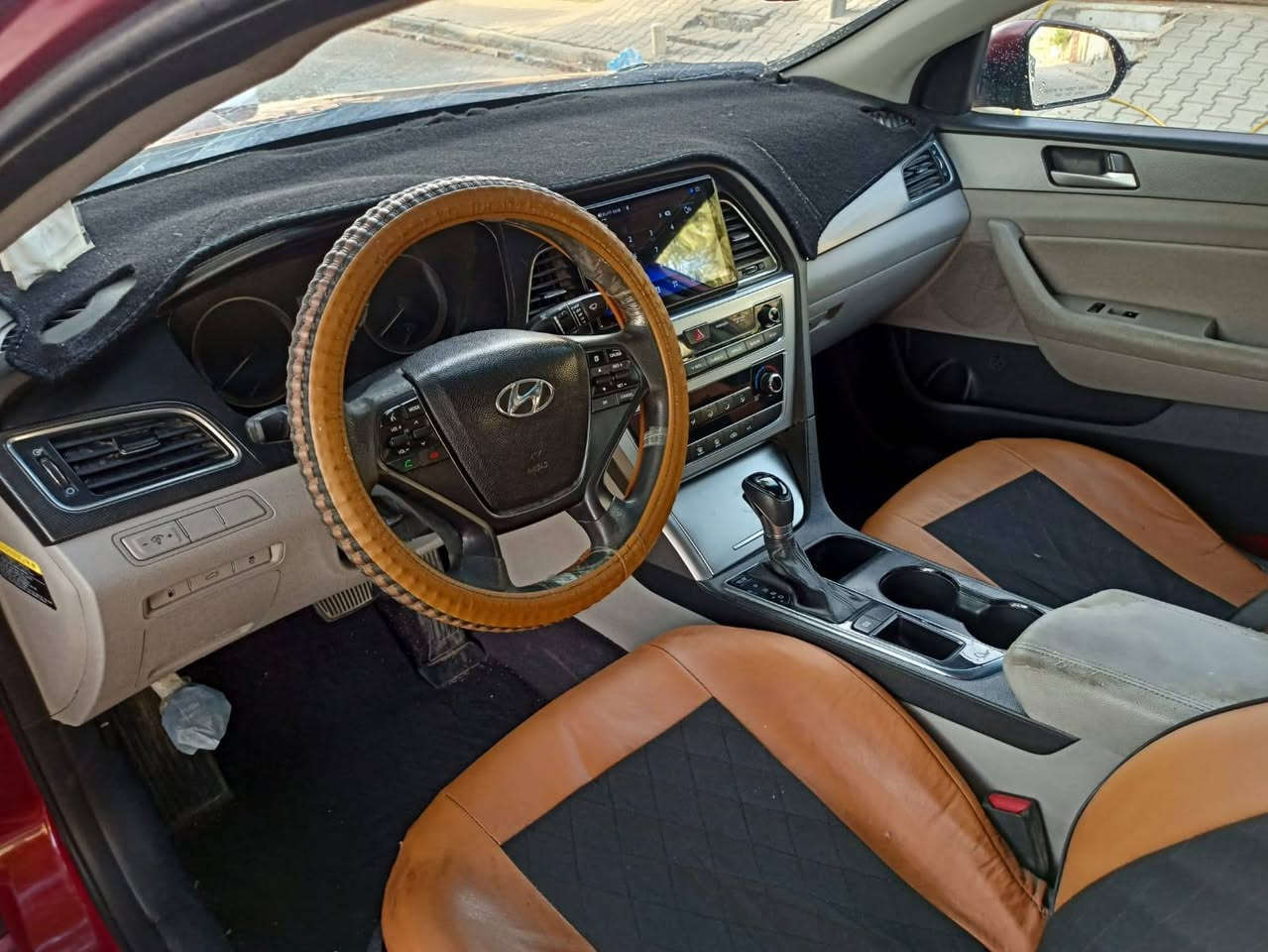 السلام عليكم 
سوناتا  وارد امريكي  موديل 2016 حادثها جاملغ امامي وبنيد نفسهن بدون اي تبديل رقم قادسيه الماني  السعر 105 وبيها مجاال السياره جاهزه من كلشي مكينه كير تبريد تخم تاير مكانها نجف مشخاب 
***********
