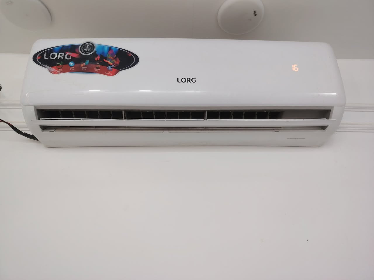 للبيع سبلت كلش نضيف اي عطل مابي سعره 350
***********
