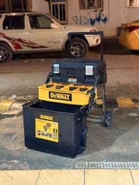 🔹متوفر حقيبة ديولت 3 طوابق  🔹عربانة ام تايرات 🔹عرض 73  نزال 43 عرض 53 ...