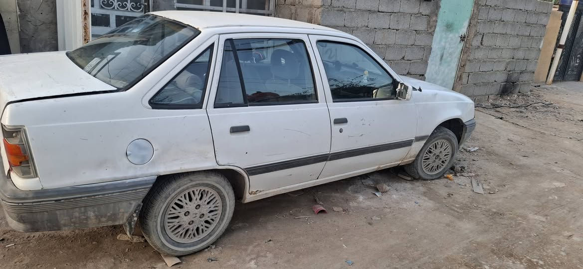 دايو للبيع موديل ١٩٩٠
سنويه ساقطه تحويل مُباشر 

السيارة زينه حلوة ونظيفه 
رقمها كربلاء .
مكاني _ كربلاء _ الحسينية 

السعر 20 وبيها مجال 

للاستفسار المراسلة خاص 

او الاتصال ع الرقم *********** واتساب فقط .
