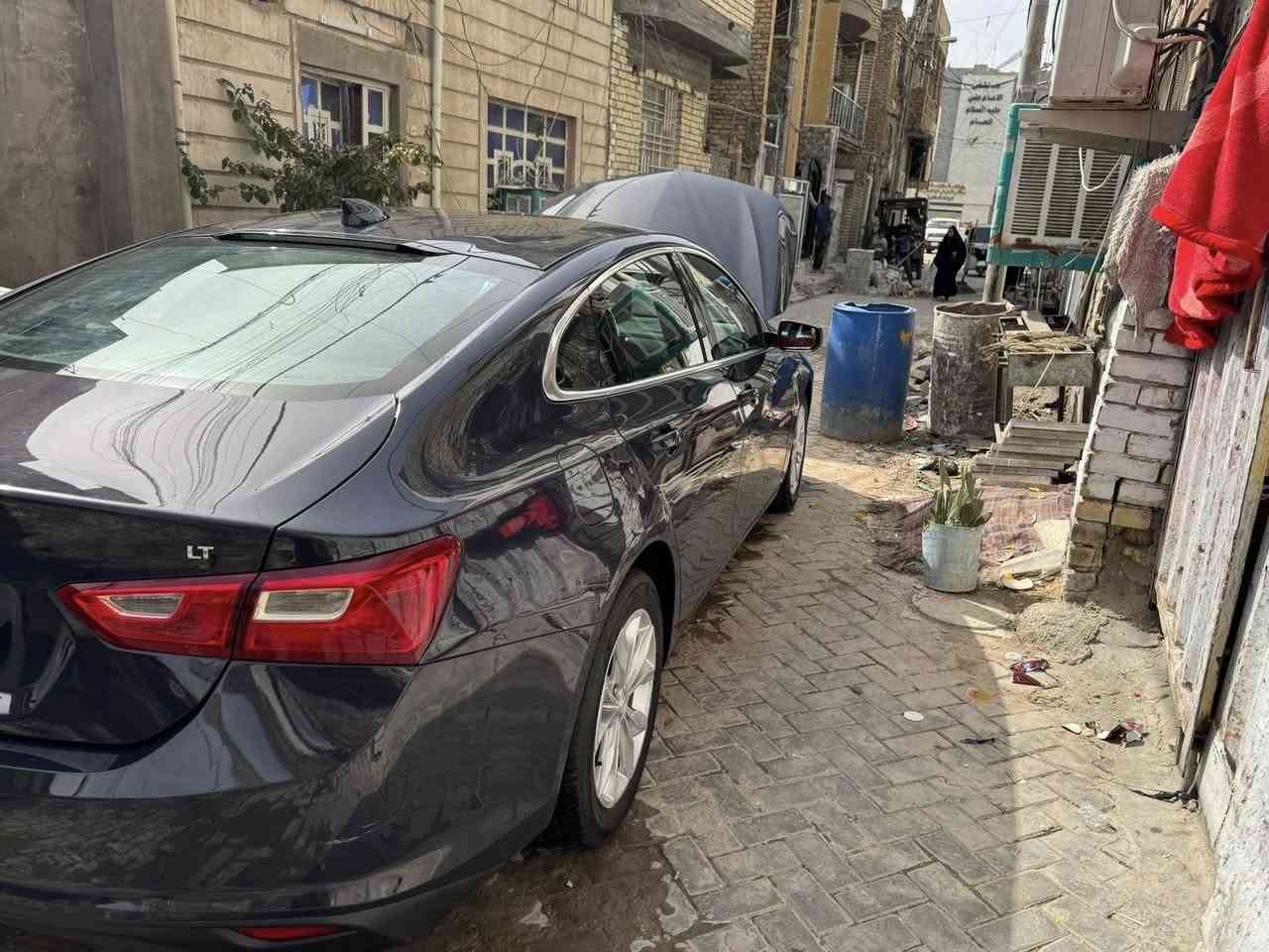 شوفليت ماليبو موديل 2025 مواصفاتLT ماشي 33  ألف مايل سياره  حادثها بابين وچاملغ بدون دواخل حبري كشنات كهربا هيتر  شرط الفحص سياره بدون رقم تترقم بغداد حره مكان سياره بغداد الدوره لاستفسار الاتصال برقم ***********
