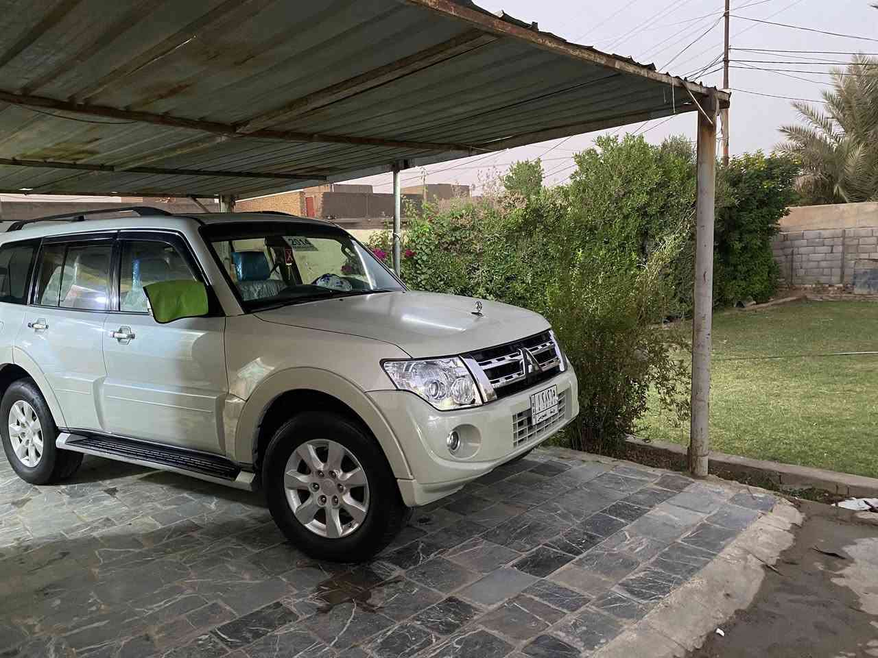 باجيرو حبتور فول دمامرقم واسط موديل 2014. العنوان كوت رقم تليفون ***********
