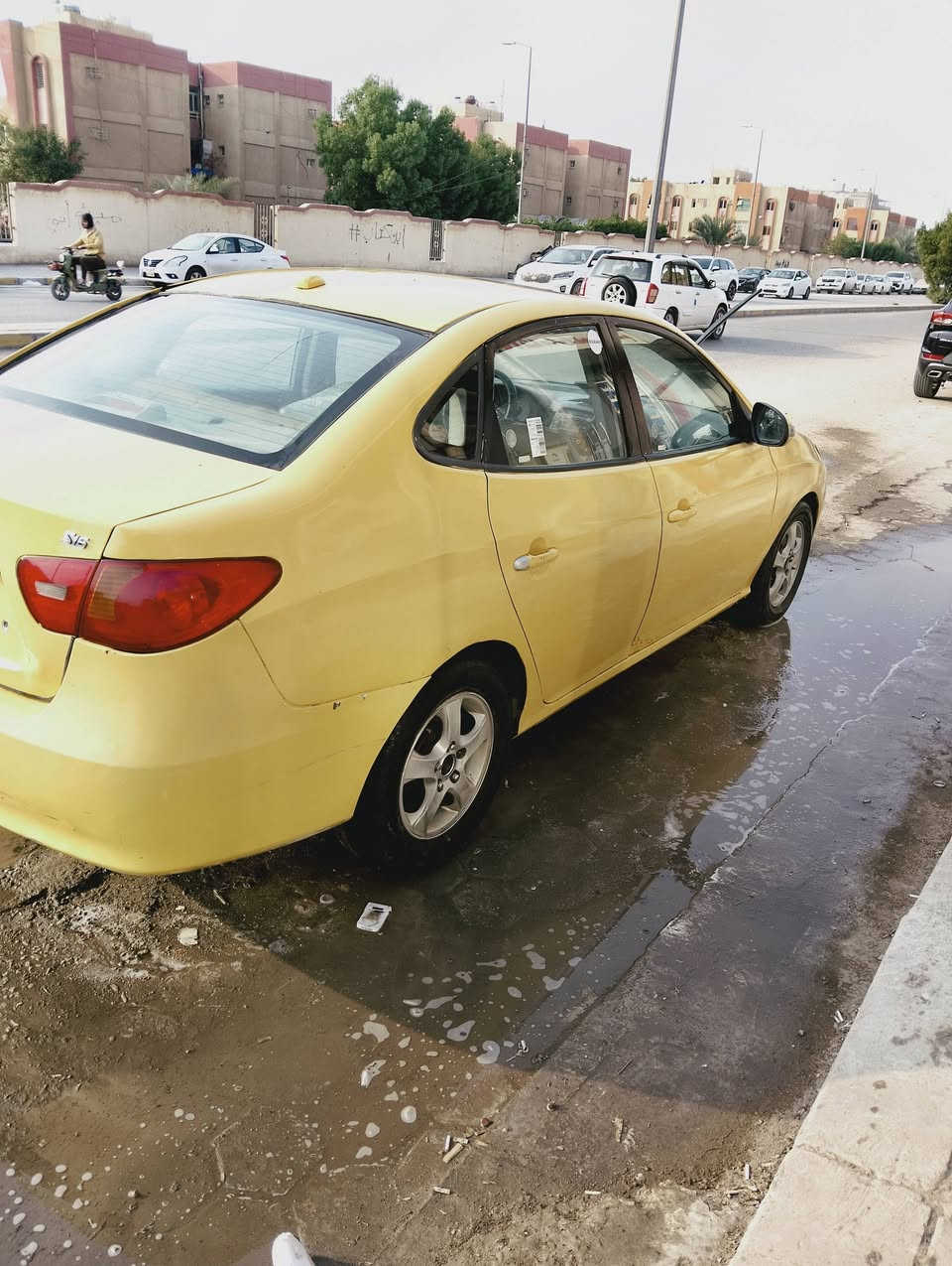 يالله سلام عليكم الانتره موديل 2007 السياره مكينه جديده حدايه من الطول الطول كله جديد تايرات جديده سياره بس عايزه صبغه فقط لبدي مو كلش حلو هزه جديده بسمي ‏‪0788 572 4217‬‏ سعره 80
