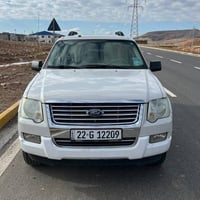 فۆرد ایکسپلۆر 2008   زۆر خاوینە  پشتو پیش کەپسە  یەک بست سبوغی هەیە  چ...