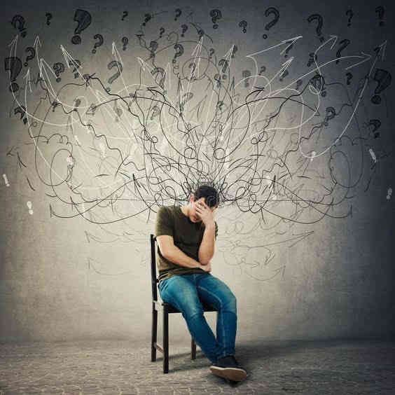 �🧠 الهوس أو القلق المرضي (Hypochondriasis) | Health Anxiety

أحياناً تبدأ الأعراض بسيطة، قد لا تثير الانتباه:
✔ صداع خفيف
✔ دوخة عابرة
✔ خدر في الأطراف
✔ ألم بسيط في البطن

لكن القلق المفرط يمكن أن يحوّل هذه العلامات البسيطة إلى خوف مستمر من الأمراض الخطيرة مثل:
⚠️ السرطان
⚠️ الجلطة الدماغية
⚠️ حالات تهدد الحياة

🔎 البحث المستمر على الإنترنت عن هذه الأعراض قد يزيد من القلق، ويؤدي إلى فحوصات وعلاجات غير ضرورية، بسبب المعلومات غير الدقيقة أو المفصلة أكثر من اللازم.

💡 القرار الذكي:
صحتك أولوية. استشر الطبيب المختص أولاً لتشخيص الحالة بدقة، ثم احصل على المعلومات الطبية من مصادر موثوقة.

📍 للاستشارة والتشخيص المتخصص:
عيادة الدكتور محمد خالد فاخر الزيدي
اختصاص طب الأعصاب والدماغ

‭
0783 955 5272‬

#القلق_المرضى #الهوس_المرضى #طب_الأعصاب #صحة_العقل #التوعية_الصحية #العلاج_النفسي #الناصرية #صحة_العصبية #الوعي_الصحي #حياتك_أولاً

#Hypochondriasis #HealthAnxiety #MentalHealth #Neurology #BrainHealth #Wellness #HealthAwareness #MindCare #MentalWellness #MedicalAwareness
