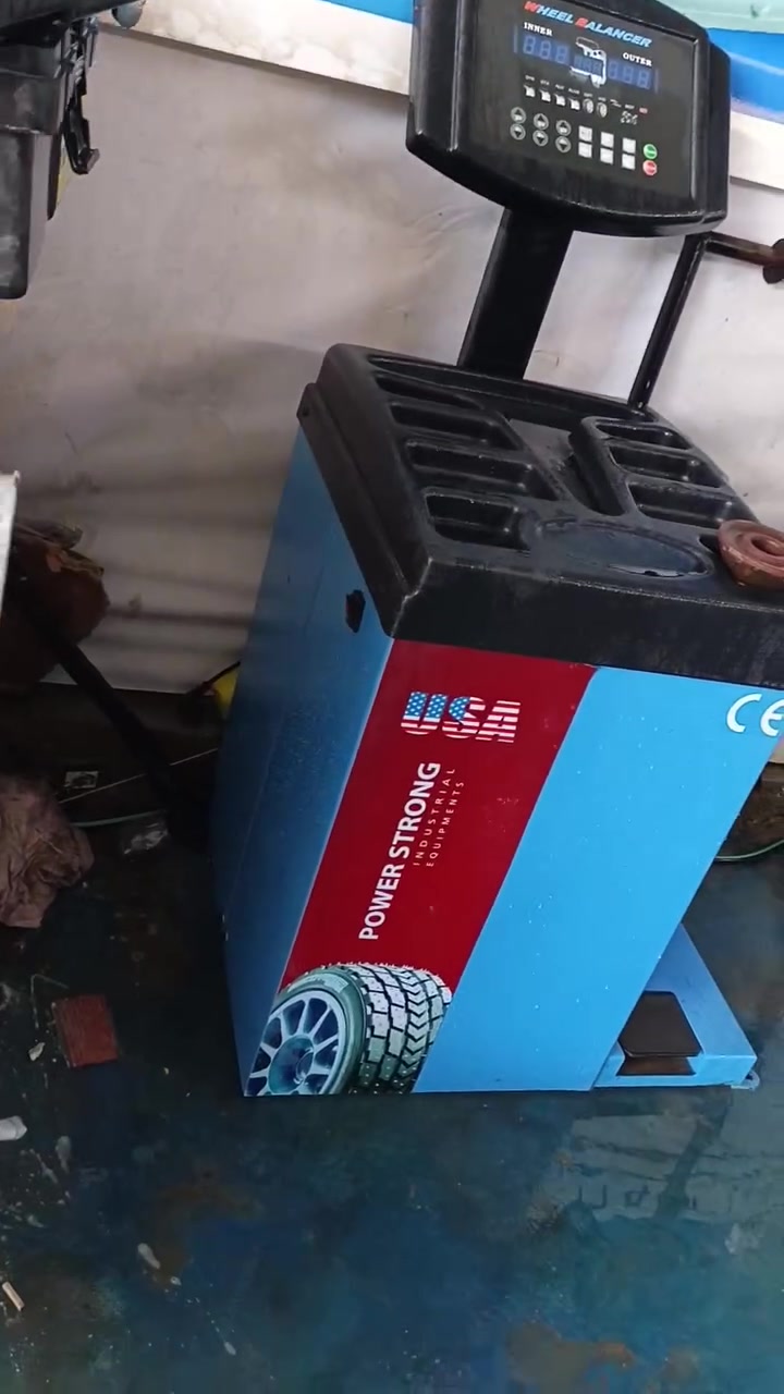 للبيع ميزانيه وبلنص الحجم 24لوك جديد ممستخدم نهائيا بعده ب كارتون وغراضه كلهن كامله هيه ولقالعه للاستفسار *********** ممتواجد ع نت خابرني وتدلل
