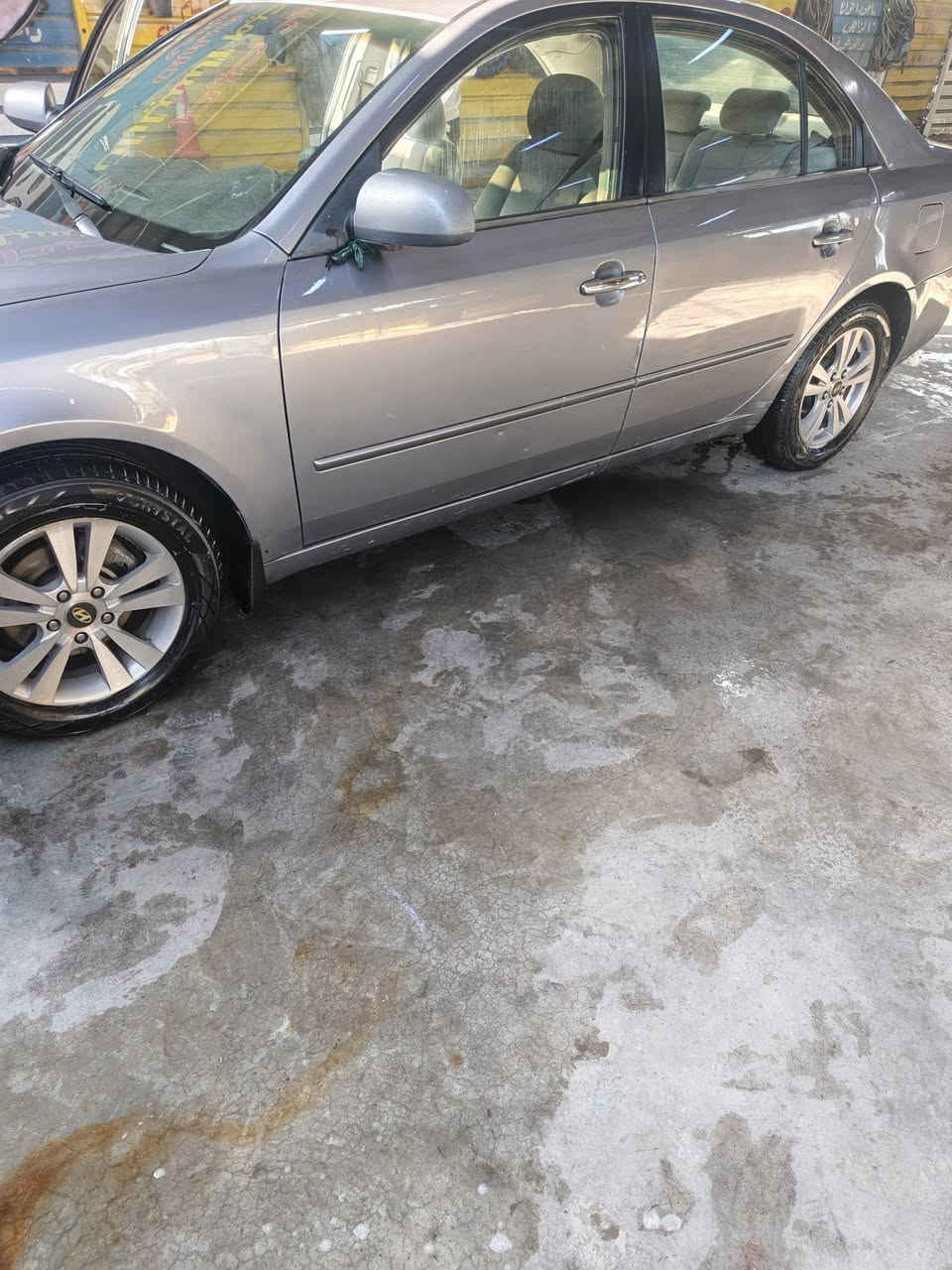 سوناتا للبيع موديل 8وارد امريكي بيهه جاملغ وبنيدحداديه محرك كير تبريد تئتفه مكفولات  تايرات 4 جدد المكان بابل الهاشمية سعر 105 وبيهه مجال ***********
