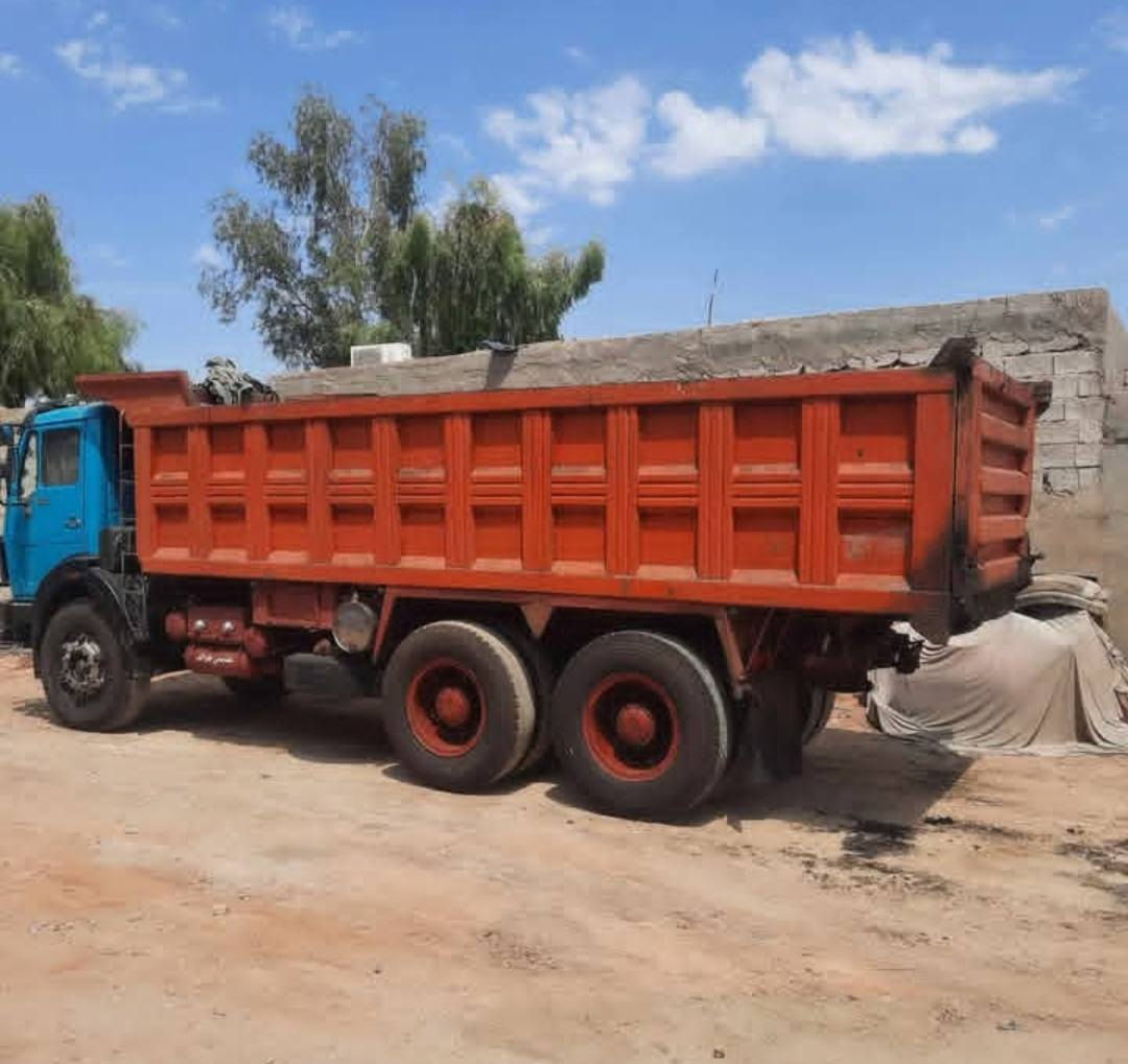 البي للبيع موديل 75 مجموعة CF رباط عدل  24  كير 160 محرك 130    قمارة 82 رقم بغداد لل 27 تبريد شغال ثلج 🥶🥶تخم تاير الا ستفسار*********** او ***********رجان الي مو شراي ويدور سعار الا يتصل بيع مستعجل 🏃
