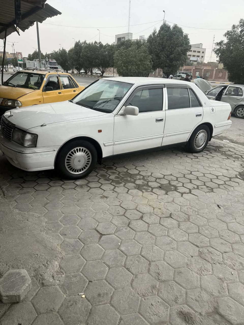 راس الثور تكم لبيع  موديل ٩٩رقم نجف باأسمي شاصي ٥١ مكفوله من الكص بس صبغ جماليه سعره ١٠٠وبيه مجال مكاني النجف ***********
