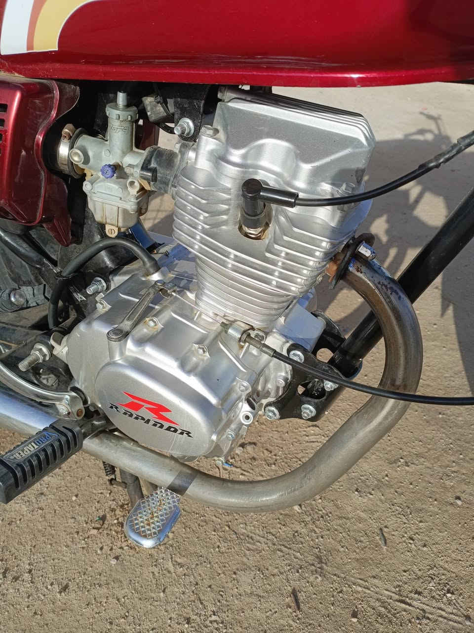 سلام عليكم دراجه رابيدو مكفوله مامفتوح بيه اي برغي  نضافه فول الفول تجي شوف بعينك قبل لاتشتري دراجه مامفتوحه مكفوله سعرها 600 وبيه مجال مكاني خور الزبير القطع يم السيطره

***********
