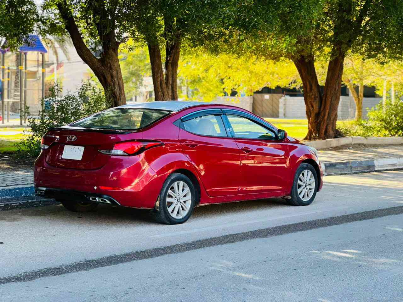 انتره مديل2015وارد خليجي سعر 94 قابل التفاوض ***********بيه رش صبغ جماليه مكفوله من الضربه سياره جديده وجاهزه من كلشي بدون دواخل مكينه  وكير كفاله حداديه جديده تخم تاير جديد مواصفات شاشة كامره دواره داخل بيجي حساسات مامي وخلفي سنويه ال٣٠ مكان سياره كربلاء المقدسة
