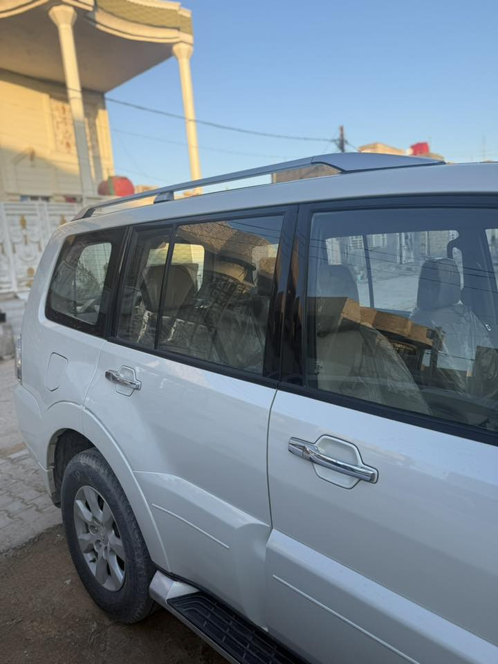 باجيرو للبيع مديل 2020السيارة حلوة ونضيفة كير محرك مكفولات ماشية 100الف السعر 193وبيها مجال عنوان النجف الاشرف رقمي  ***********
