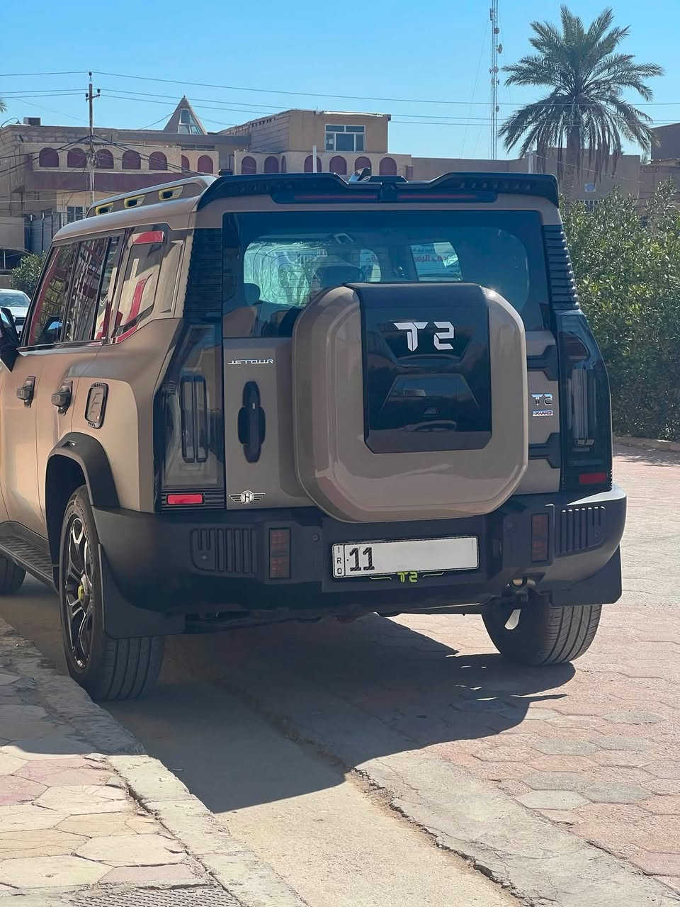 جیتور T2 LUXURY موديل 2025 للبيع
اللون الخارجي: صحراوي مغلف PPF مطفي بضمان 12 سنة
اللون الداخلي: زيتوني وبرتقالي
رقم بغداد
المحرك: 4 سلندر 2000CC تيربو
العداد: 26,000 كم
ضمان 10 سنوات من شركة هارلم
الكماليات:
 غلاف يدات ابواب بلون اسود + شباك راديتر للحماية + جناح خلفي + أرضيات حوضية + قاعدة رقم
السعر: 38,750,000 د.ع.

للإستفسار: ***********

