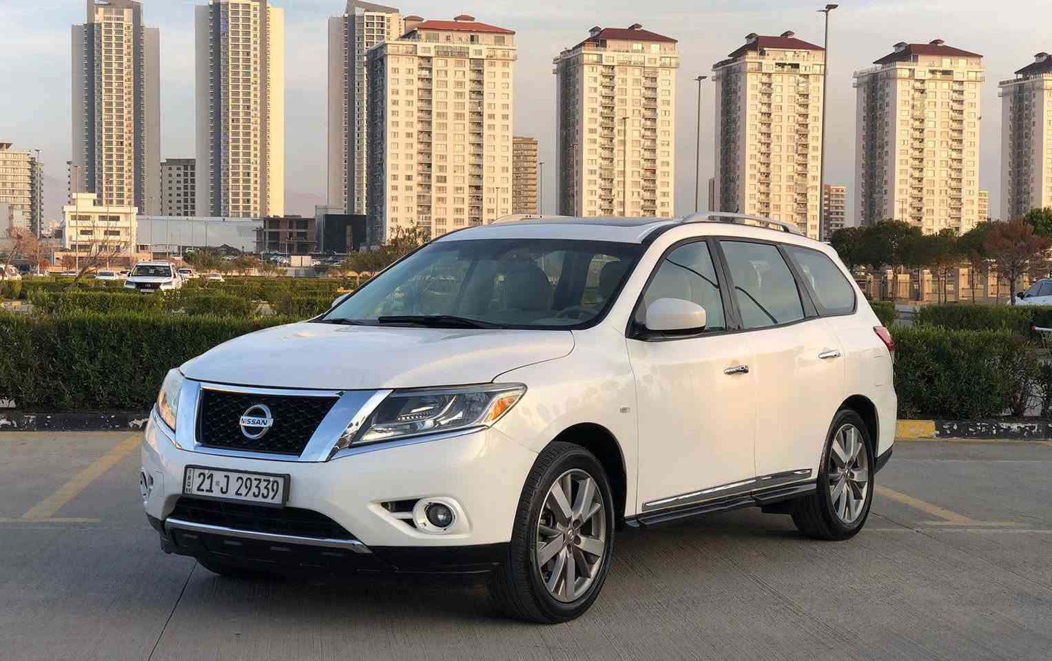 ‎  نيسان باسفندر 2014 خليجى
‎ ٦ سلندر  
‎ماشيه 220000 كيلومتر
‎مواصفات 
‎بصمه شغال بانوراما كاميرا امامى و خلفى حساس خلفى ستىرن كهرباى صندوق شفط 
‎تبريد مركزى ٣ مقعد كشن جلد داخل بيجى
‎ شاشه كبير
‎جاهز من كلشي تبريدكيرمكينه كهربائيات صدر كله جاهز 
‎سونر موجود بالصور
‎ايرباك سليمه
‎رقم سليمانيه 
‎رقم سنويه جديد باسمى لحد 2030
‎مكانى سليمانيه
‎م:***********
‎سعر :147
‎
‎
